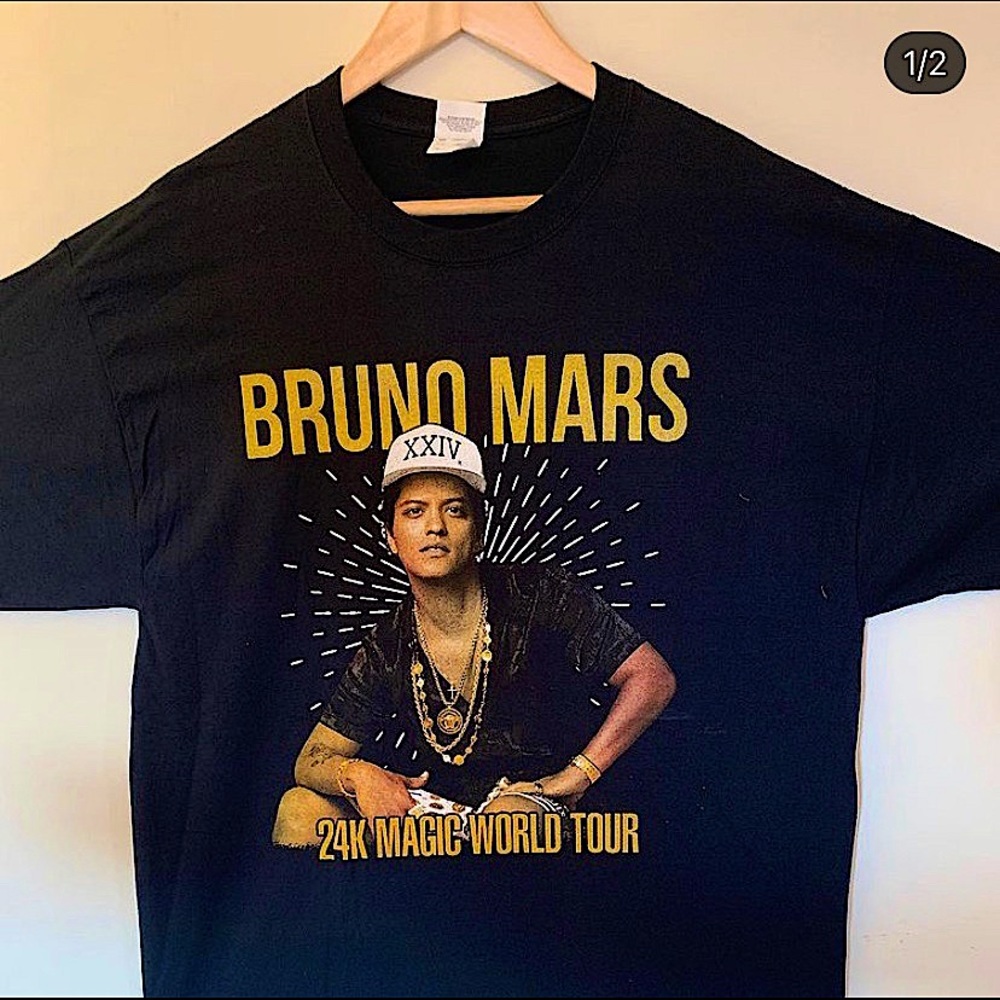 Bruno Mars 24K Magic World Tour.